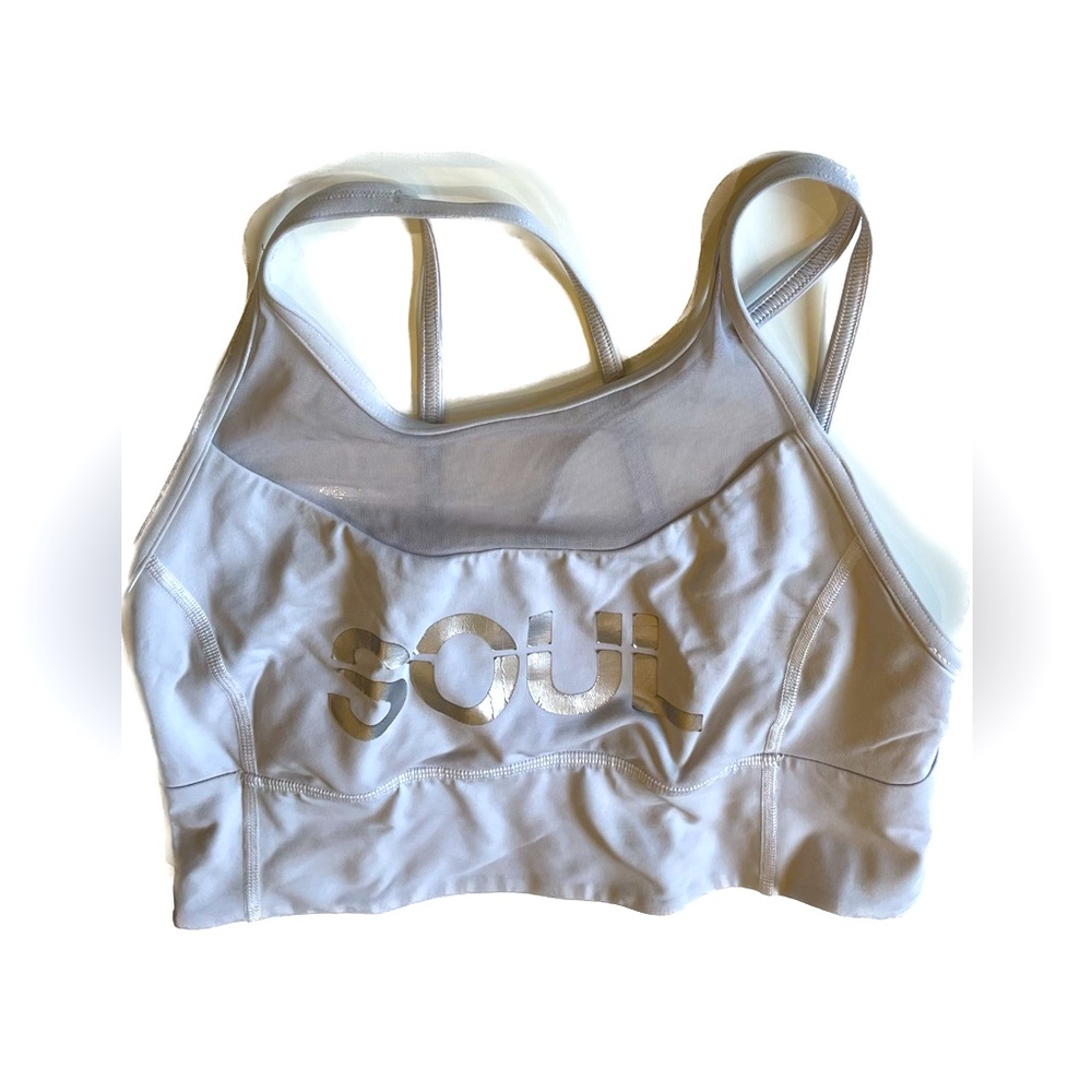 💕 Women’s Lululemon Soul Cycle Sports Bra in excellent condition